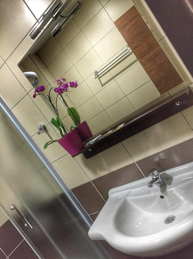Hotel Oaza Konjic Eksteriør bilde