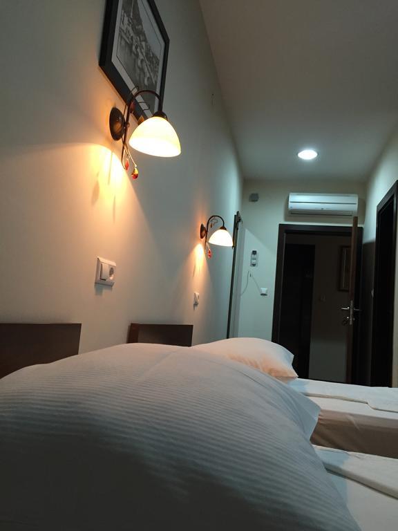 Hotel Oaza Konjic Rom bilde